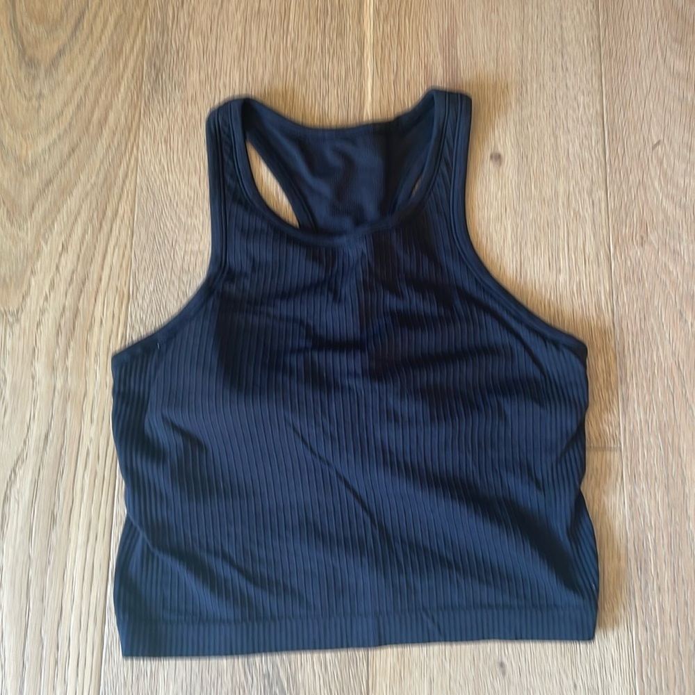 Lululemon ebb to street cropped tank.